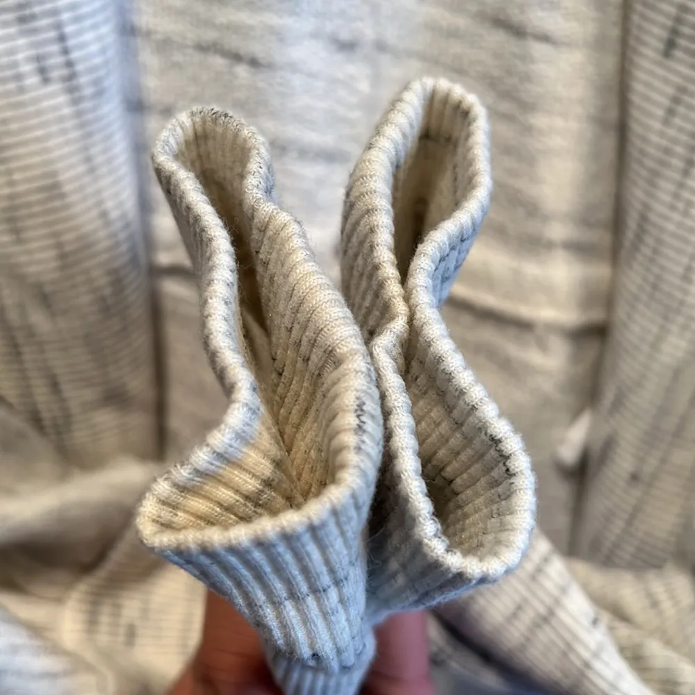 Wilfred Diderot Sweater open cardigan space dye cream xxs oversized ribbed cuffs - Image 7