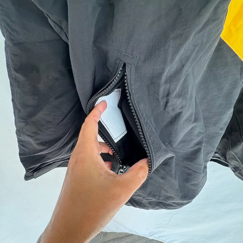 Women's U.S. Army Physical Fitness Uniform Jacket Black/Yellow Size Large Black - Image 6