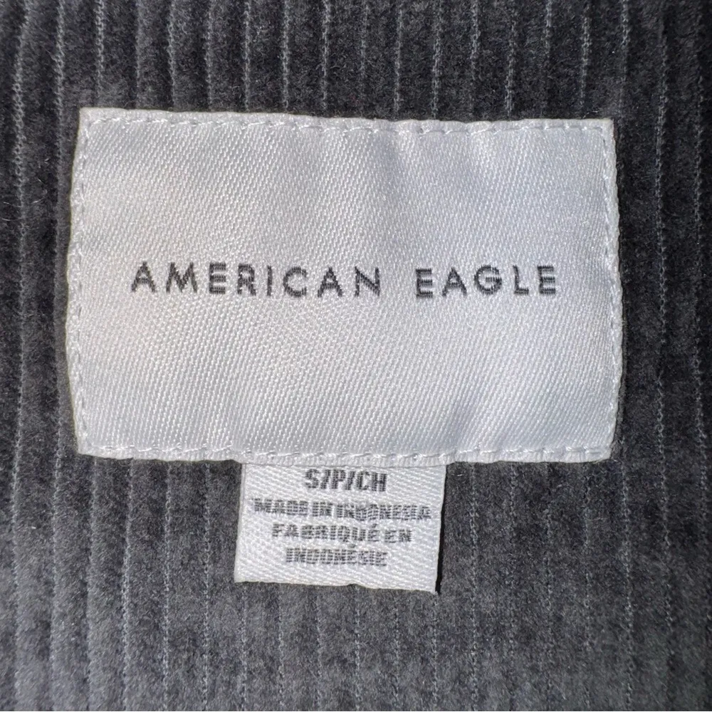 American Eagle Corduroy Cropped Shacket Button Down Top‎ Long Sleeve Gray Casual - Image 6