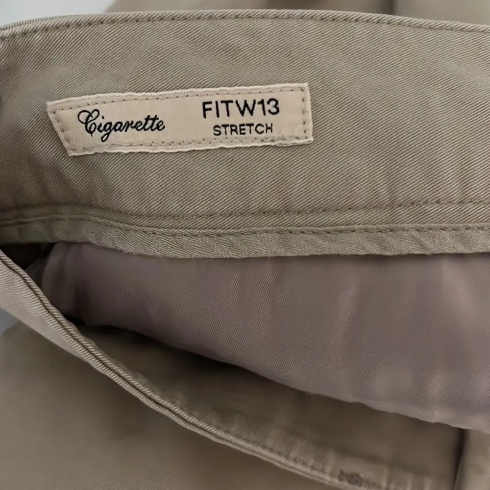 MaxMara Weekend cigarette‎ khaki pants . Size 10 - Image 6