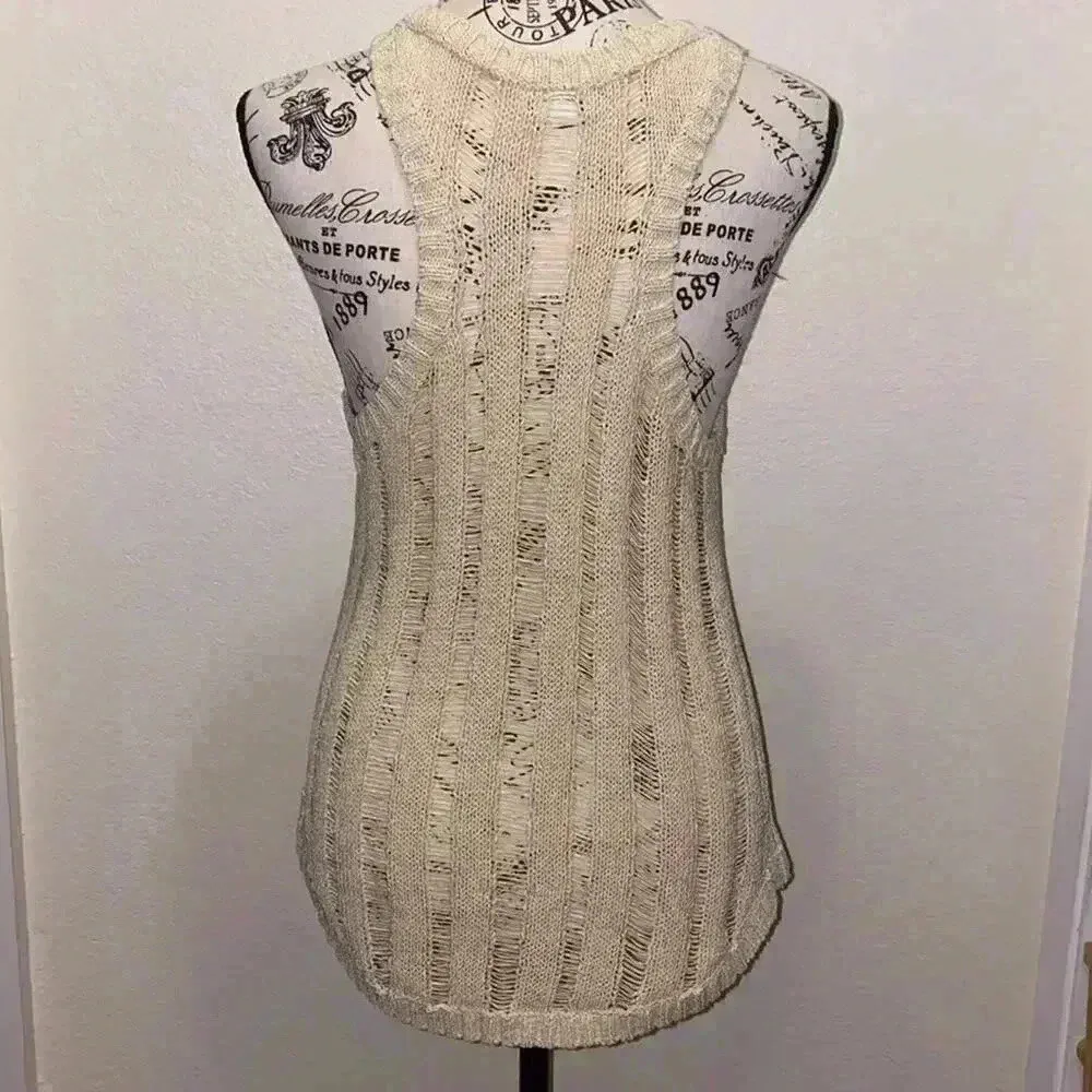 Club Monaco  Italian Yarn Cream Colored Tunic Tank Top Women's Size Small - Image 4