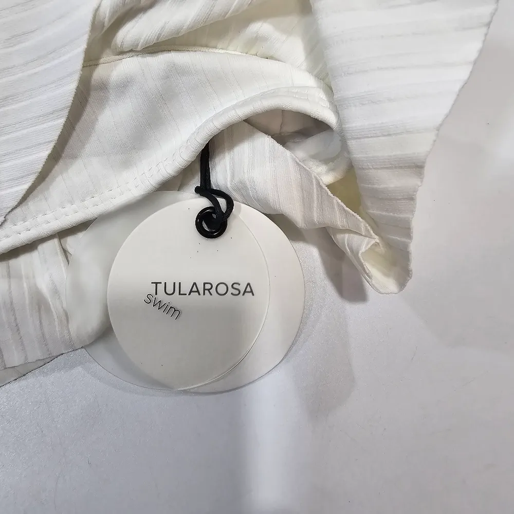 Tularosa Ray Top in White - Image 6