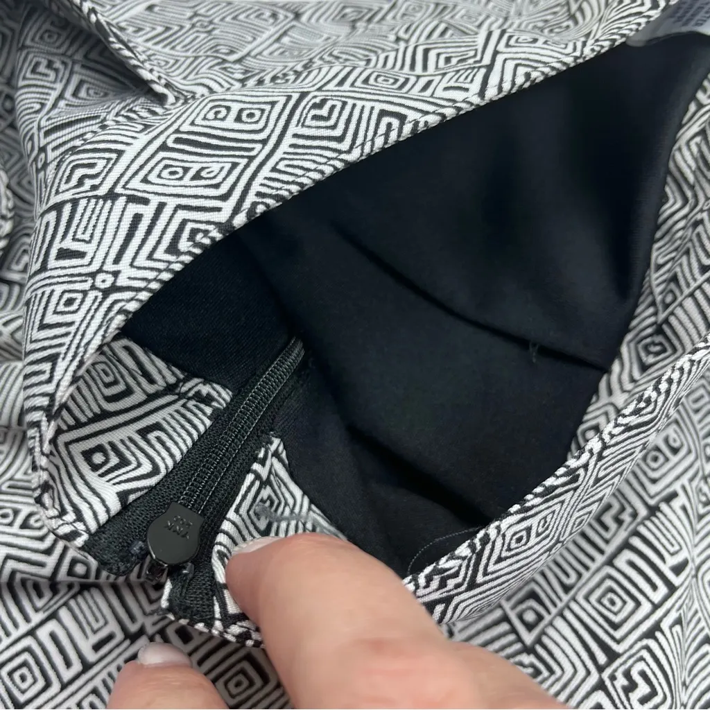 Coral Bay Golf Womens‎ Size 10 Black White Skort Three Pockets Athletic Active - Image 11