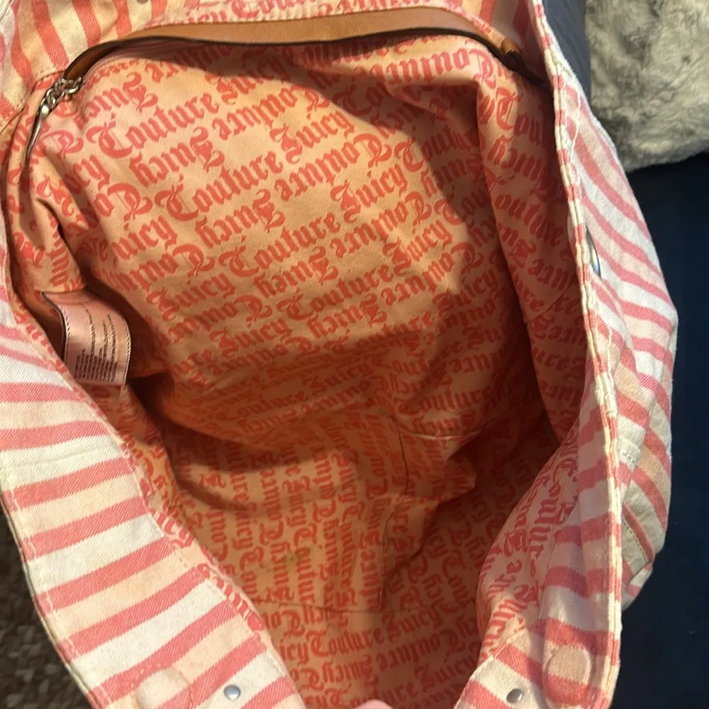 Juicy Couture Canvas Tote with makeup bag - Image 13