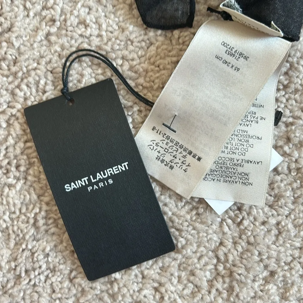 Saint Laurent 100% wool scarf - Image 2