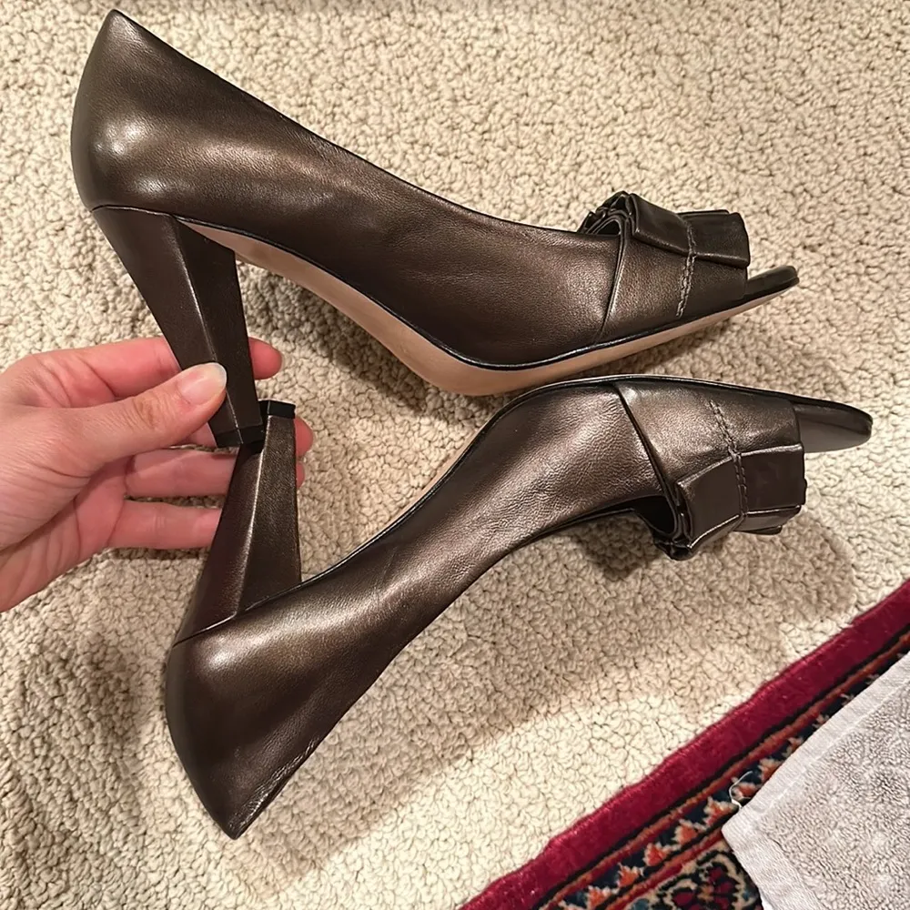 Antonio Melani Cocoa Brown Satin Heels - Image 8