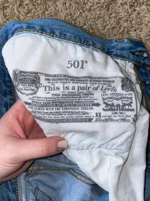 Levi’s 501 Shorts - Image 5