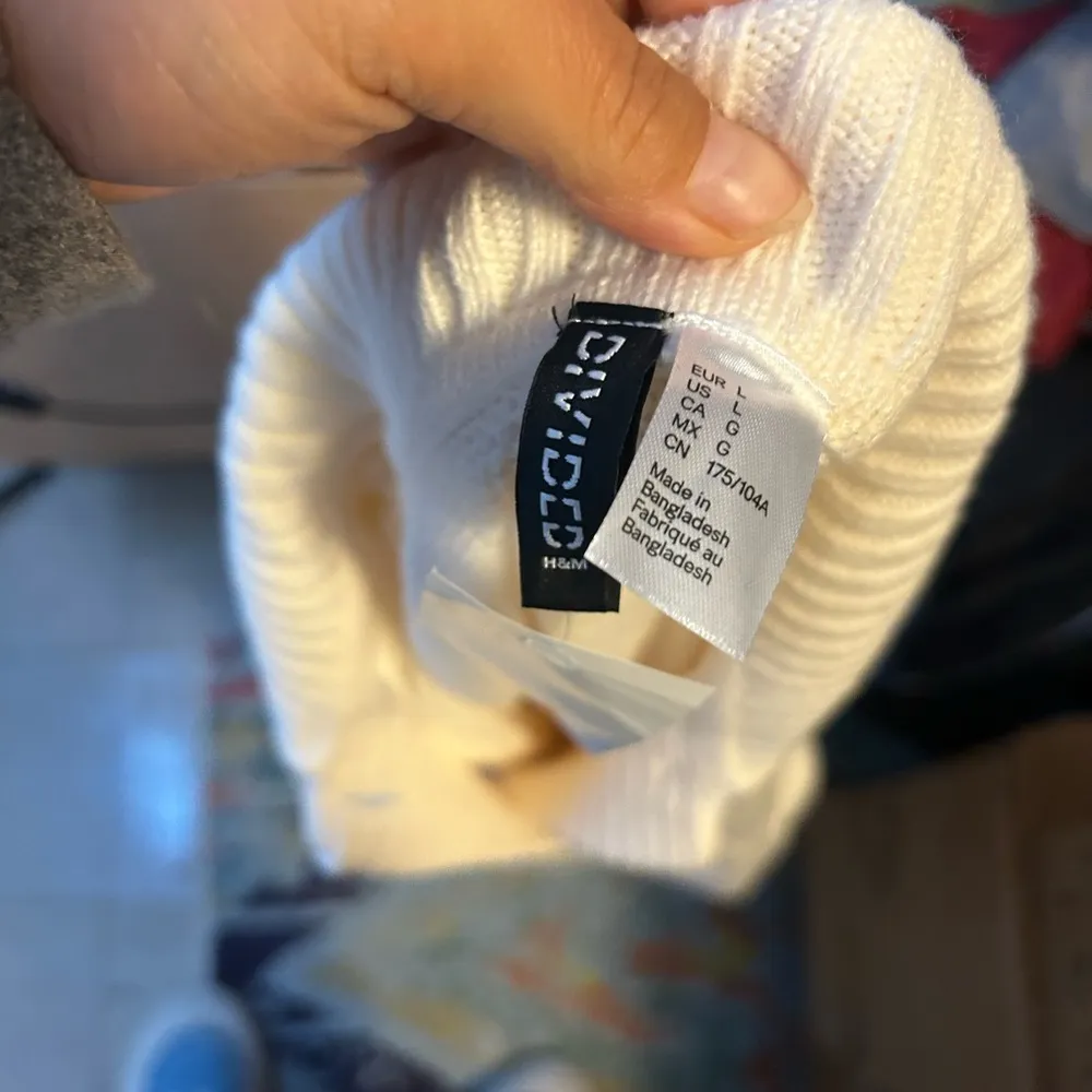 NWT H&M Divided Cream Cable Knit Collared Cardigan - Image 3