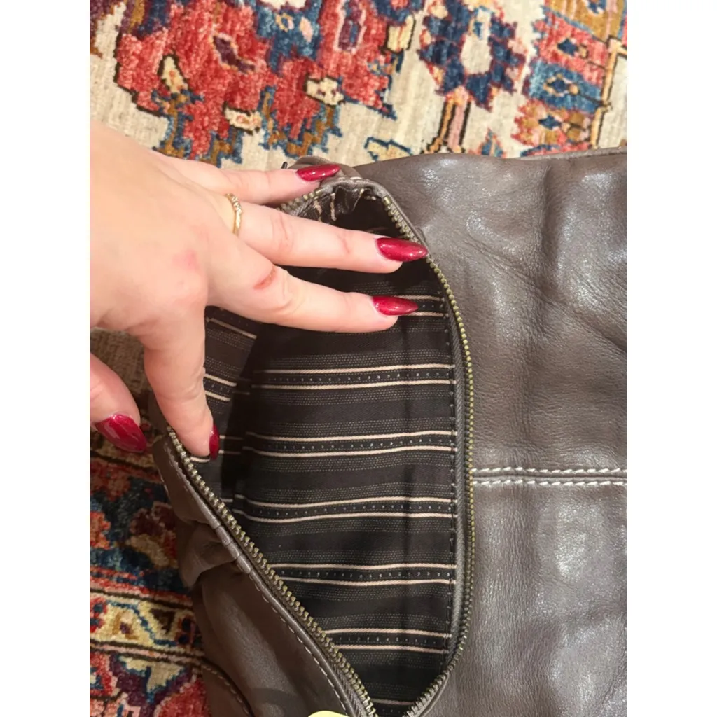 Marc by Marc Jacobs Taupe Brown Leather Wristlet Clutch - Image 12