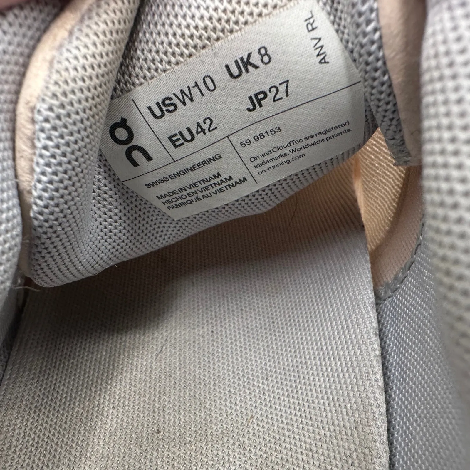 On Cloud Running Shoes Women Pink Cloud 5 Lightweight Swiss Engineering US W 10 - Image 6