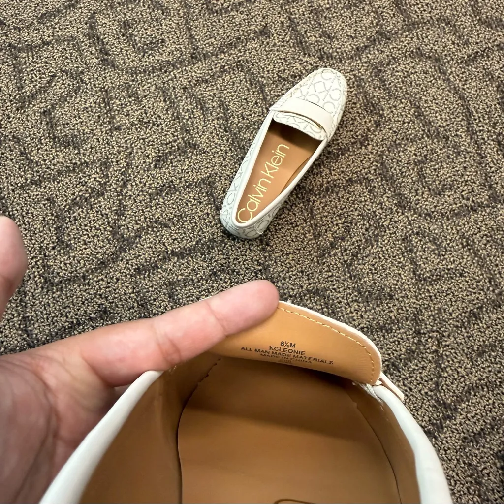 Calvin Klein Pebble Grain Leonie Loafers in White with All-Over Logo - Image 6