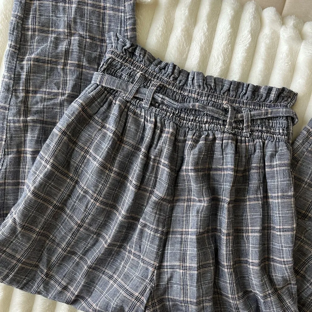 American Eagle Paperbag pants - Image 7