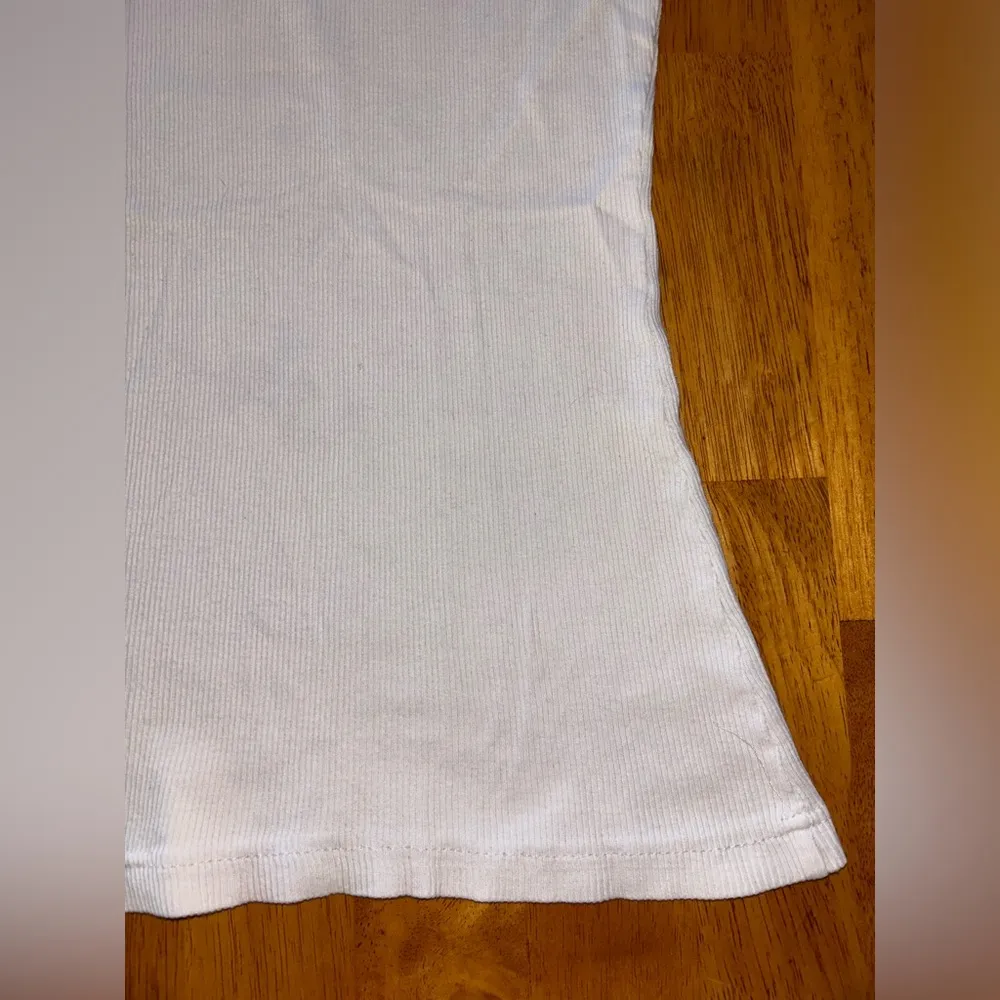 Vanity White Fitted Sleeveless Tank Top Size XL - Image 7