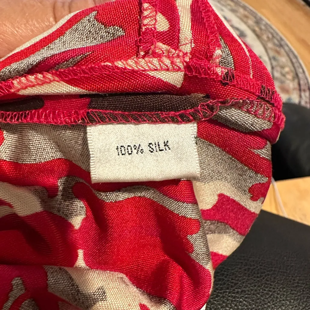 CHETTA B VINTAGE SHERRIE BLOOM PETER NOVIELLO VNECK RED WHITE PRINT SILK DRESS 8 - Image 5