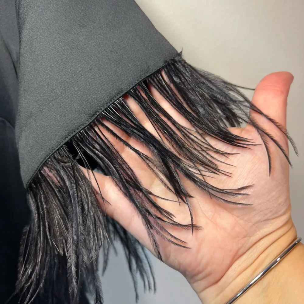 Vince Camuto Faux Feather Trim Short Sleeve Blouse Shirt Black NEW Womens Sz XXS - Image 5