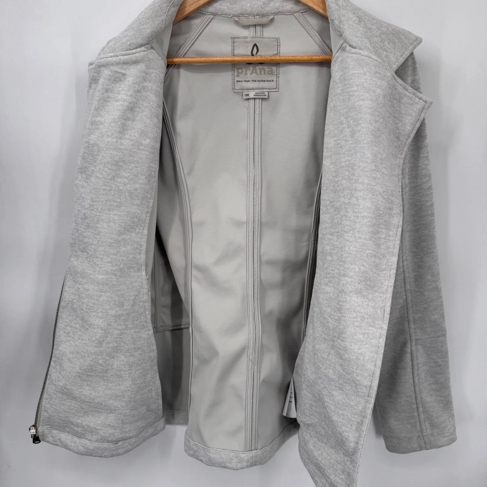prAna Marabelle Softshell Asymmetrical Zip Jacket Womens‎ Small Gray Polyester - Image 11