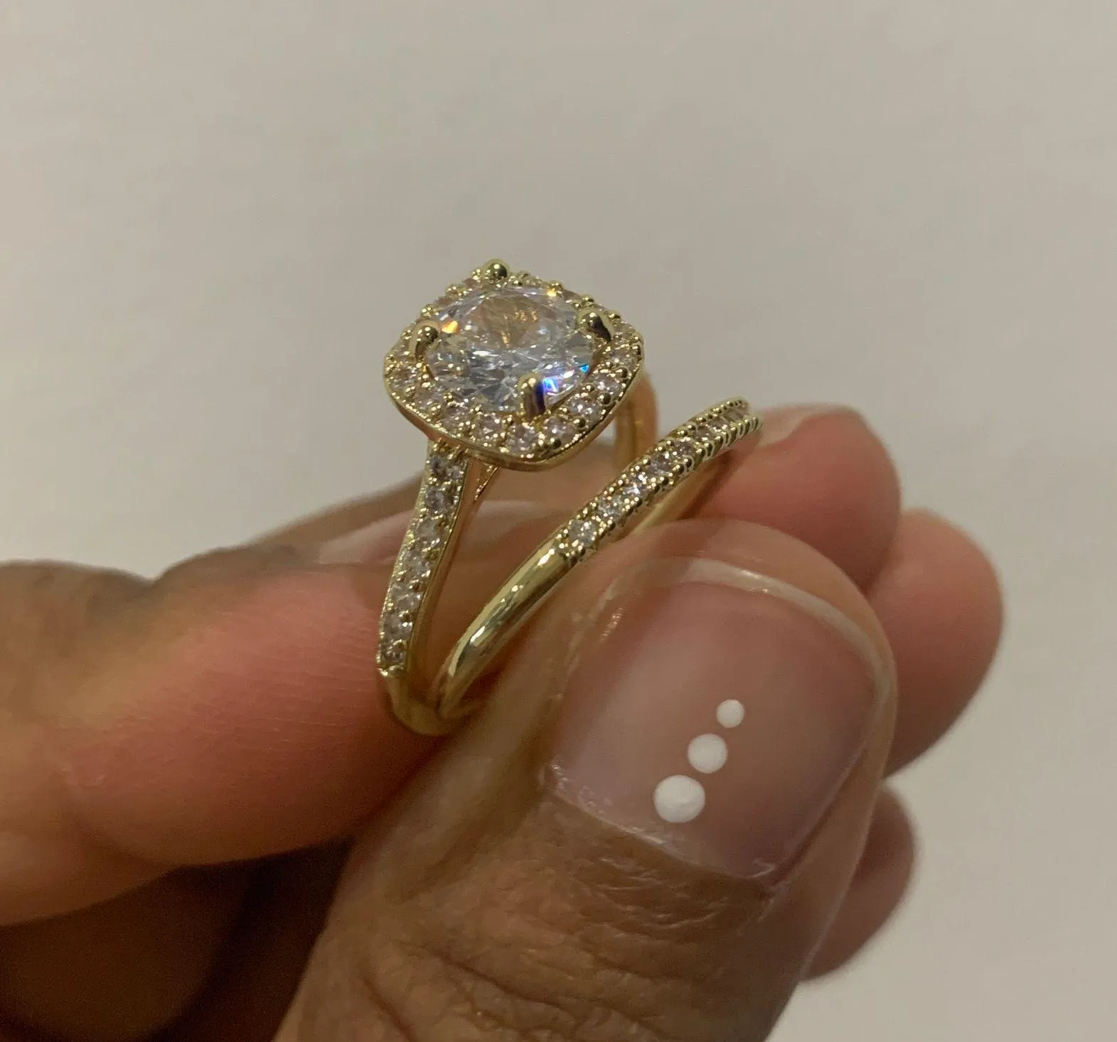 Beverly Hills Boutique Ring... Gold - Image 2