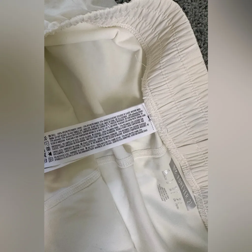 Forever 21 Active High Rise Shorts Size L White Green Lined NWT Activewear - Image 9