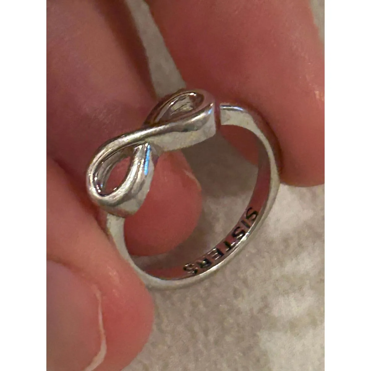 ring band sterling silver 925 beautiful unique size 4.75 sisters - Image 2