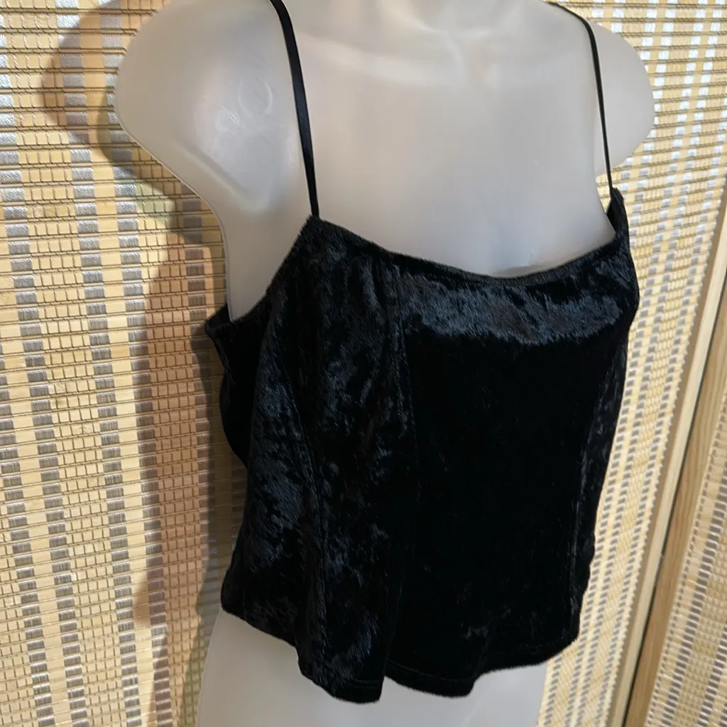 Victoria's Secret Vintage 1990s Y2K Black Velvet Cropped Cami Tank Top Medium - Image 2