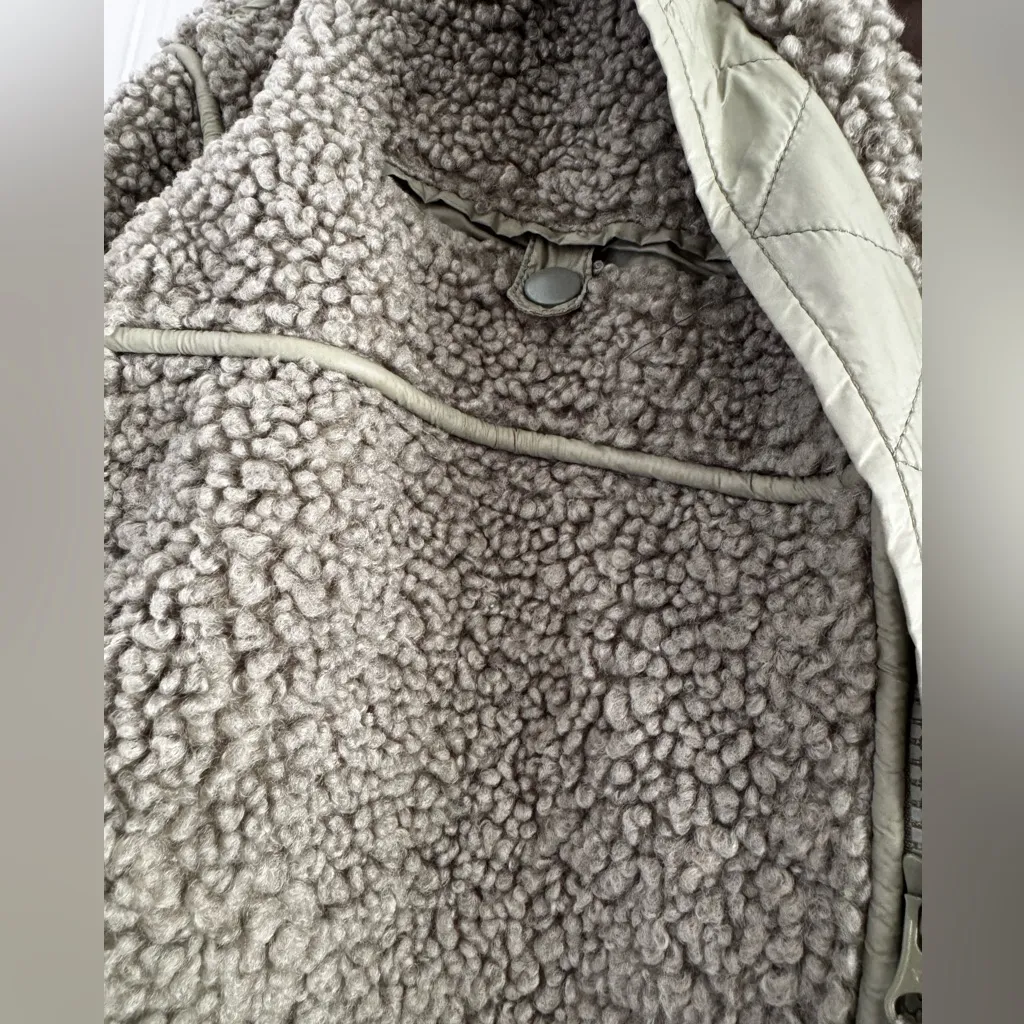 TULAROSA Sherpa Fleece Jacket green size XS NWOT - Image 7