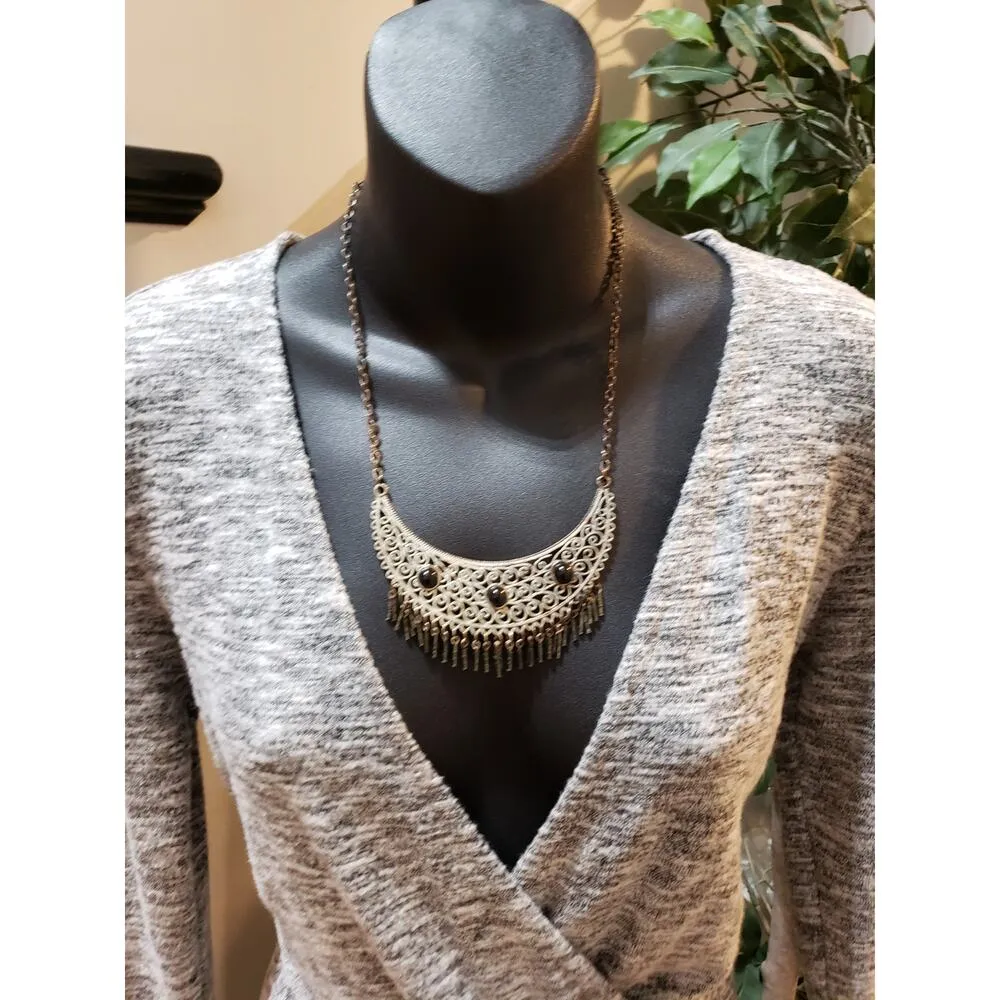 Forever 21 Women’s Gray Long Sleeve Jumpsuit Size M Rayon Blend V-Neck - Image 2