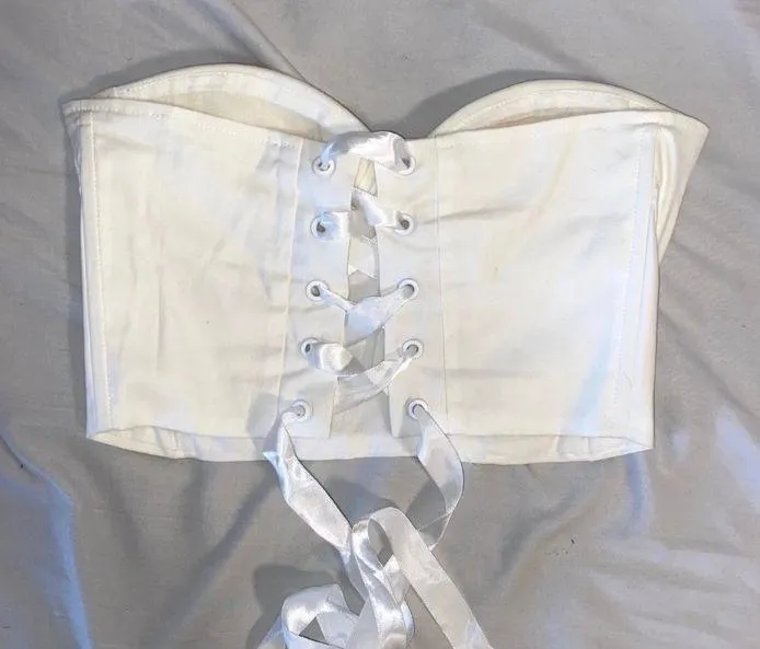 Princess Polly endless love corset in white - Image 3