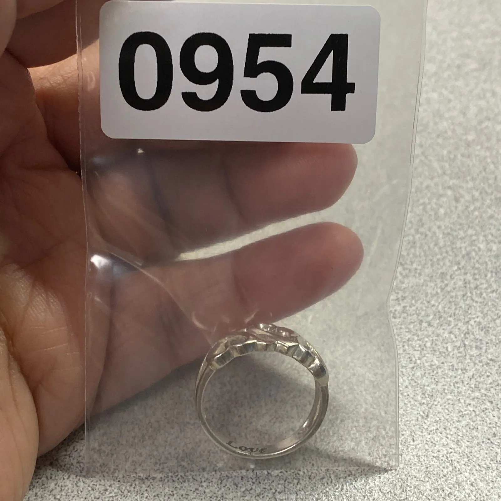 925 LA Sterling Silver Shiny Love Etched Hearts Band Promise Ring 7.75 - Image 8