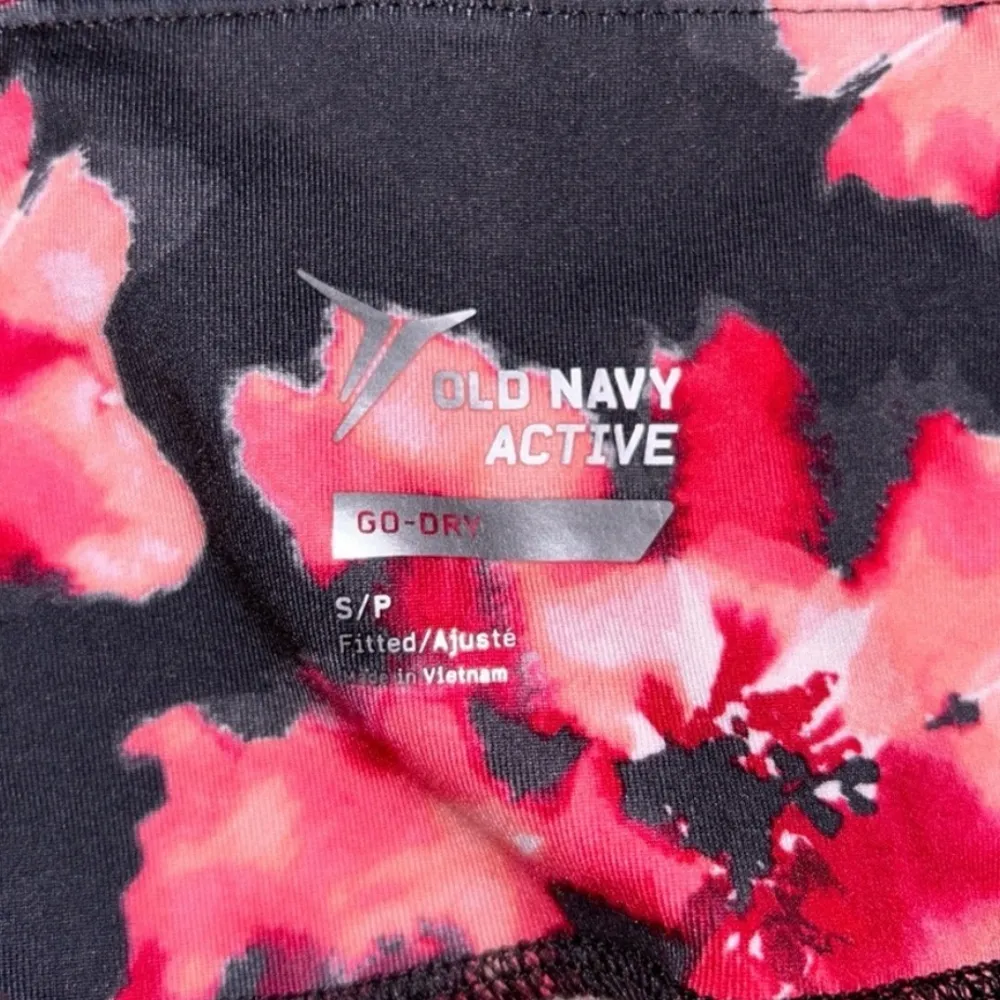 Old Navy Active Go Dry Floral Leggings Small - Image 2