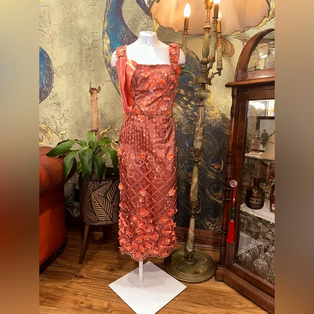 EUC 1950’s vintage salmon brocade fabric Elegant Floral Pink Dress Orange Size undefined - Image 2