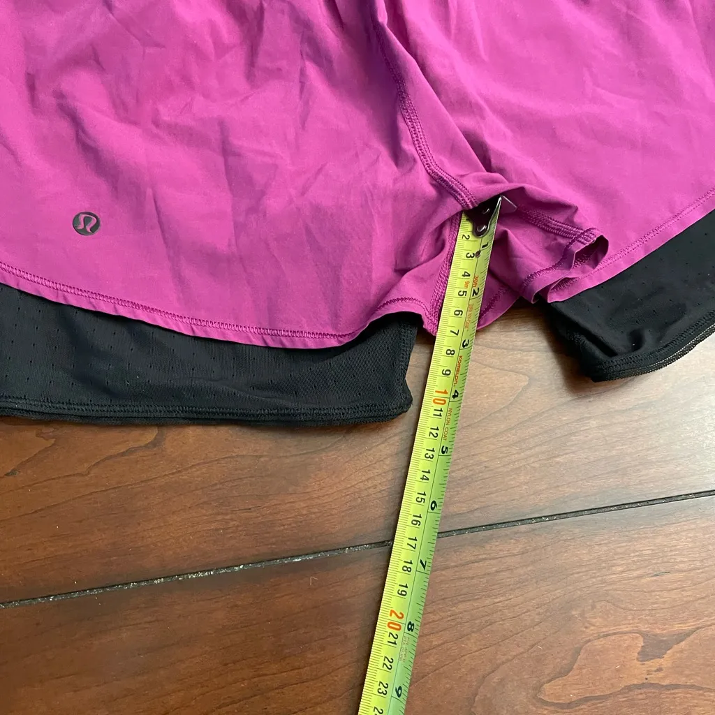 Lululemon Hot to Streets Regal‎ Plum Shorts - Image 6