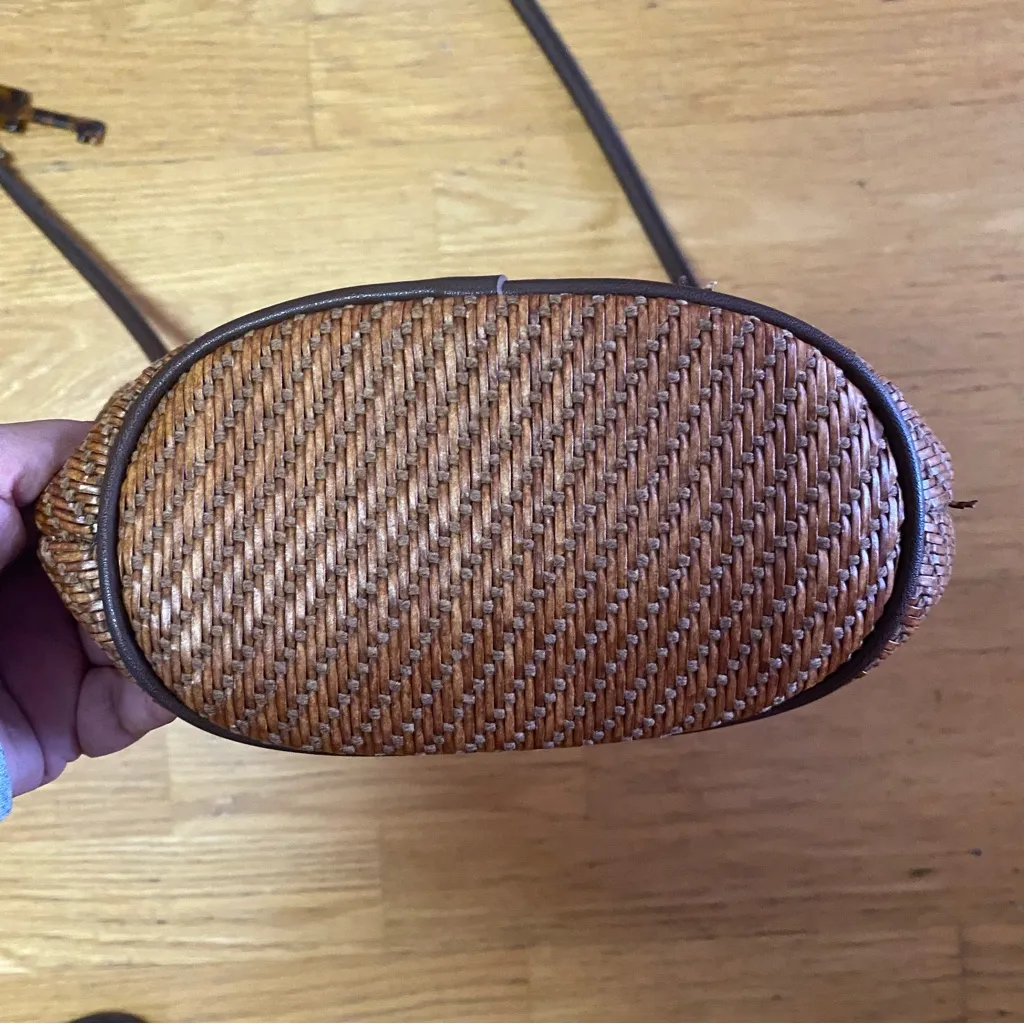 Fossil Woven Coastal Cowgirl Fisherman Vacation Resortwear Crossbody Bucke… - Image 5