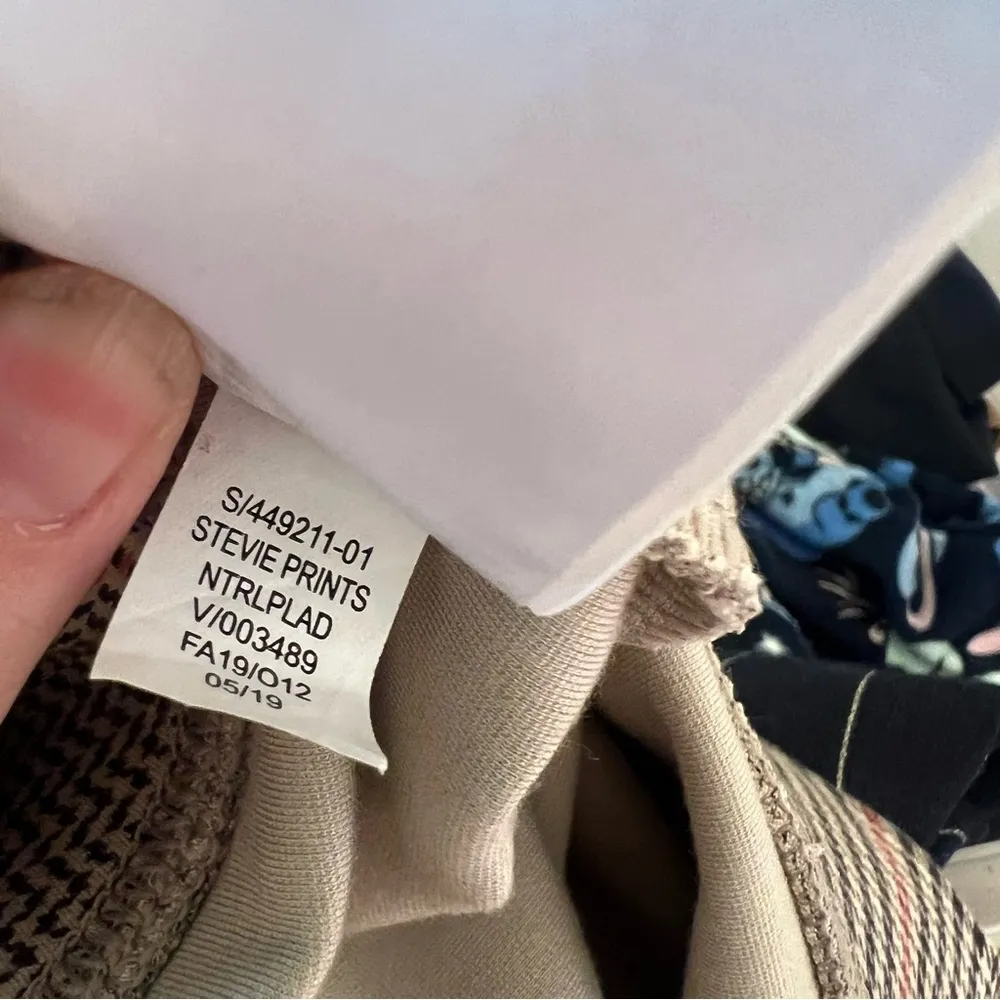 Old Navy High - Image 11