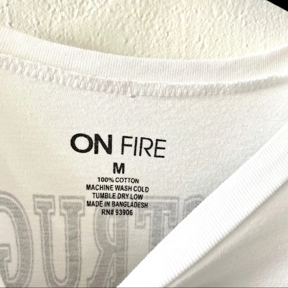 On Fire The Struggle Is Real Graphic Pocket Tee Size Medium - Image 4