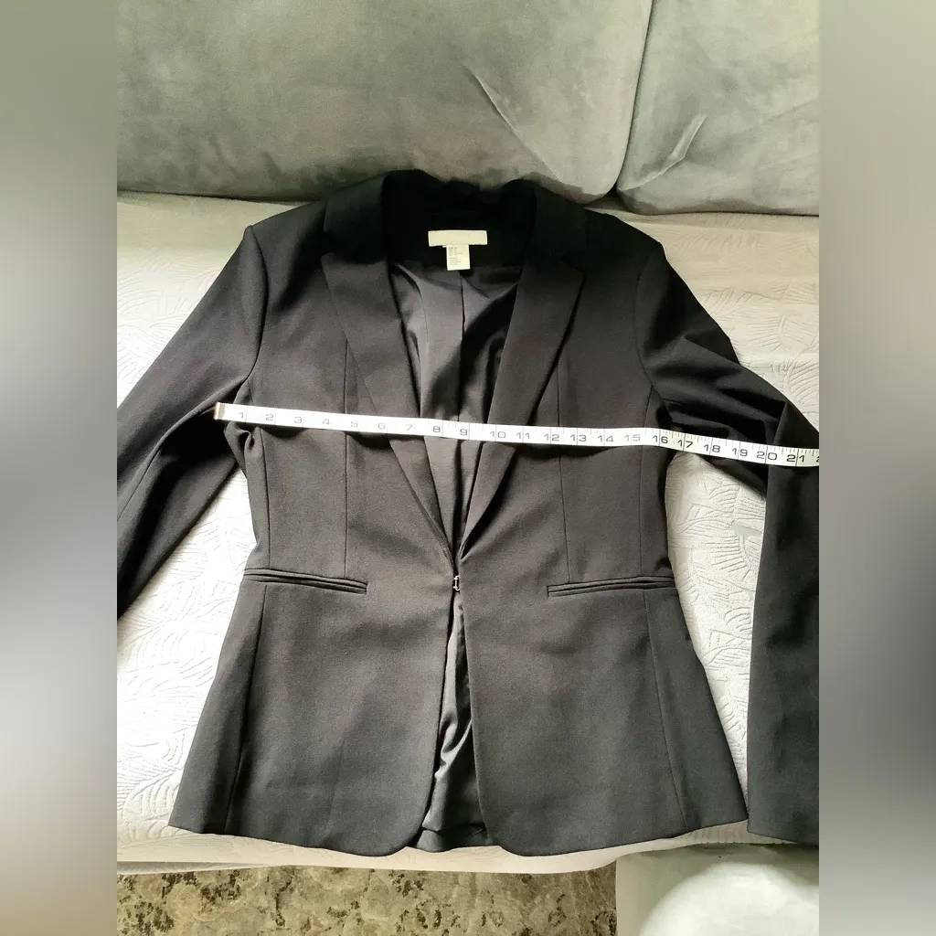 NICE STYLISH BLAZER 🖤GREAT cond. - Image 9