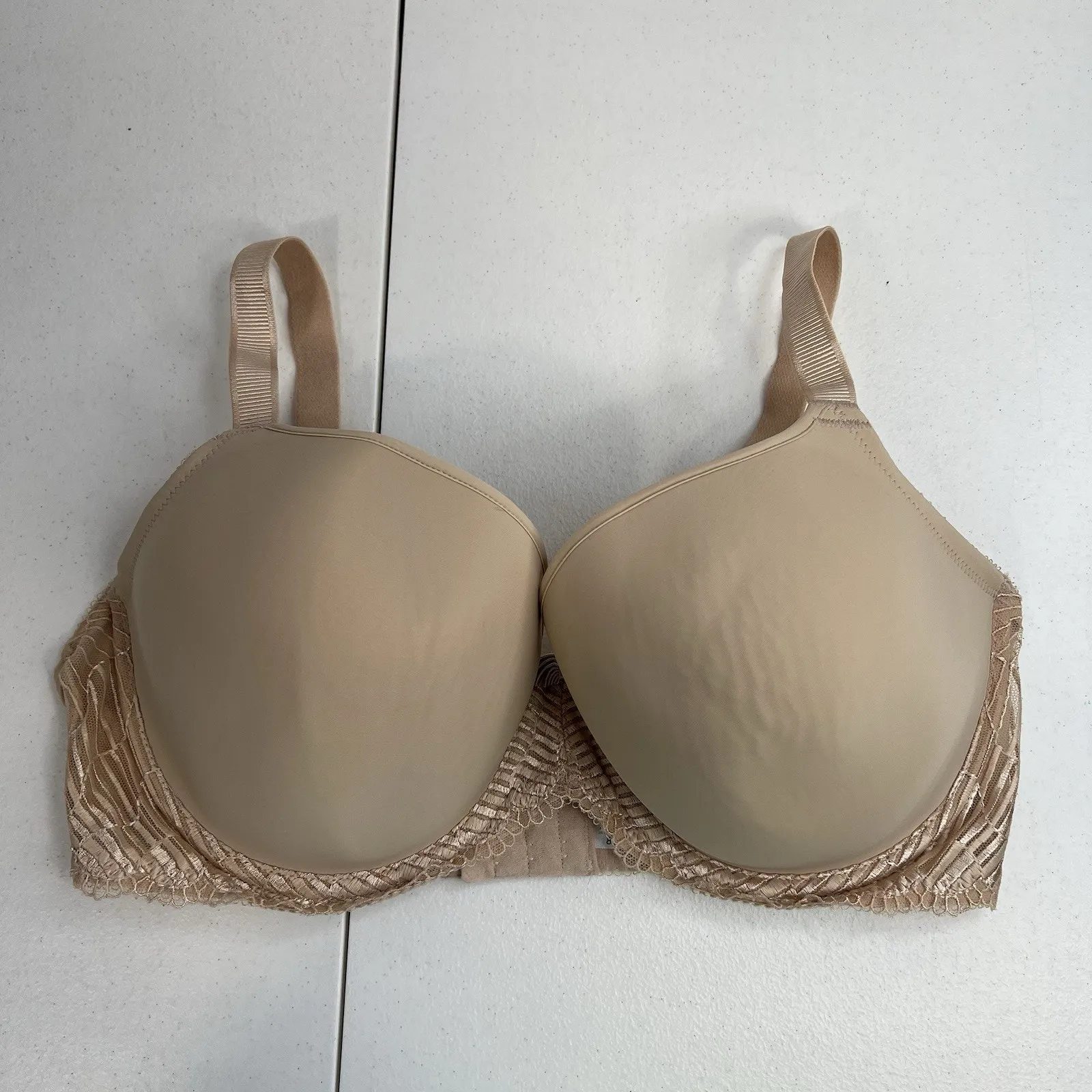 Wacoal 38DDD Bra 853117 La Femme Contour T-Shirt Underwire Beige Smooth Contour - Image 3
