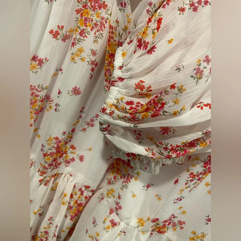 NWT Vince Camuto Size S White Floral Ruffle Flowy Long Sleeve Sheer Mini Dress - Image 6