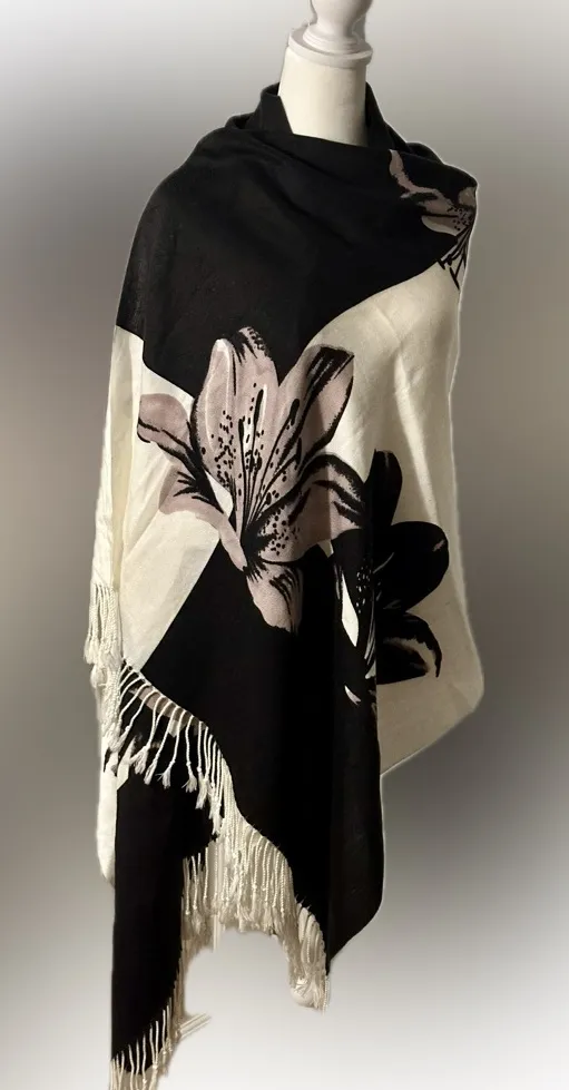 Wide long viscose Wrap - Image 2