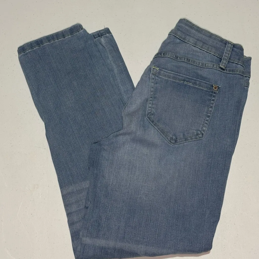 International Concepts, Boyfriend High Rise Leopard Print Accents, Women Size 4P Blue - Image 4