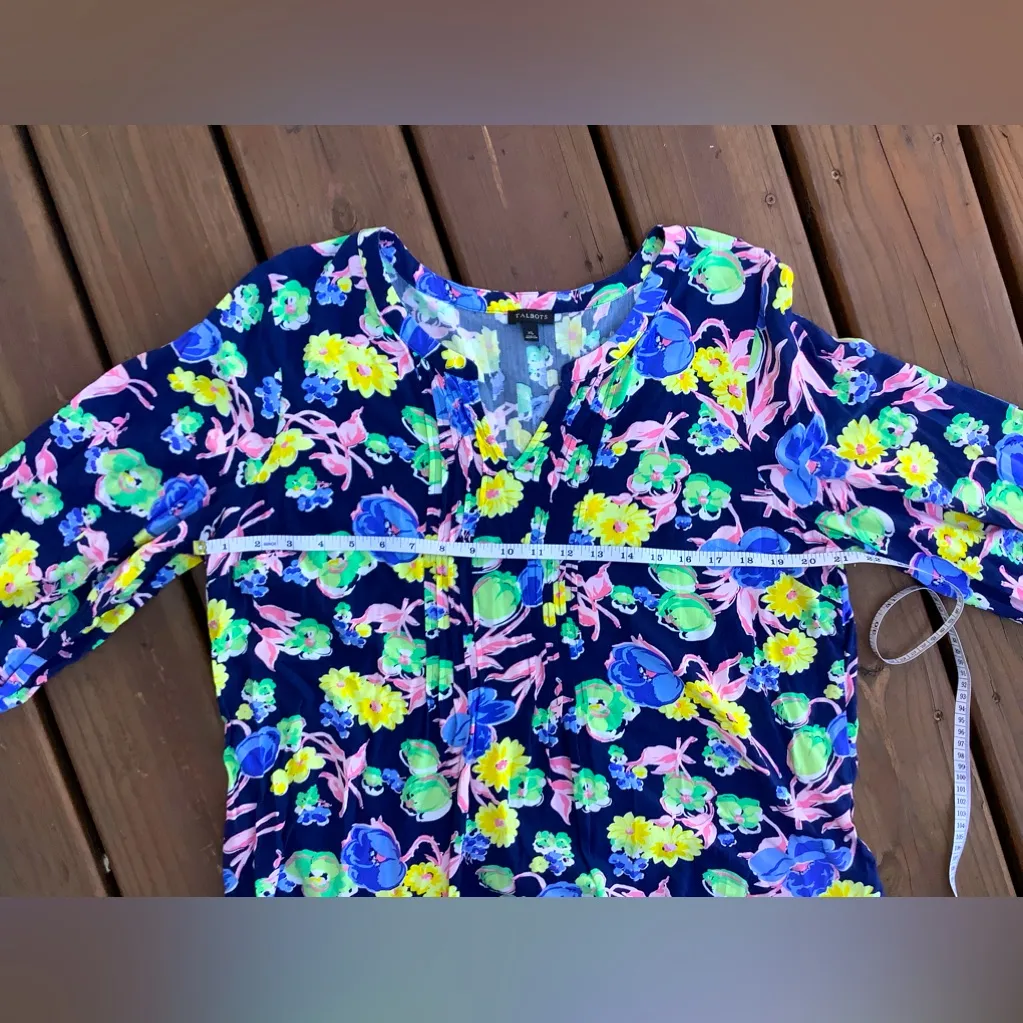 Ladies blouse- very cute🌸🌼 - Image 4