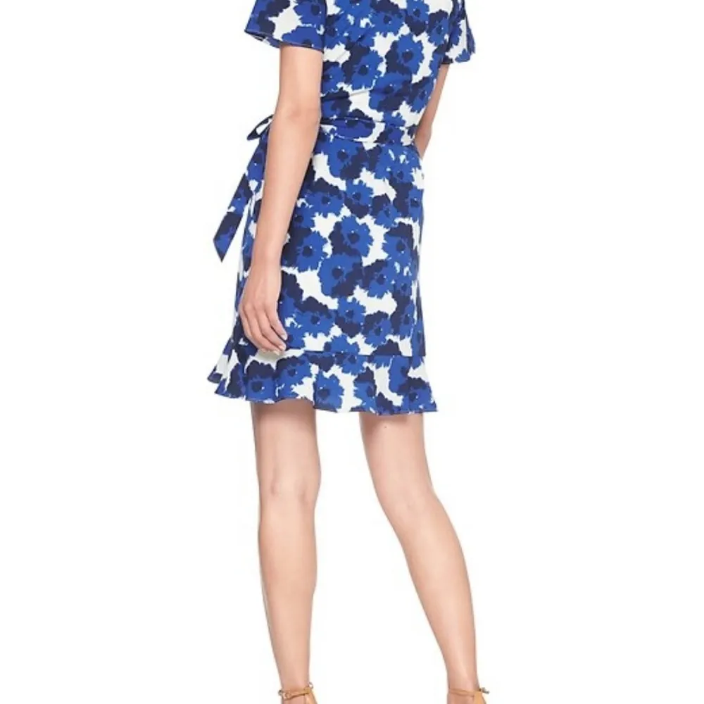 Banana Republic PRINT RUFFLE WRAP DRESS - Image 4