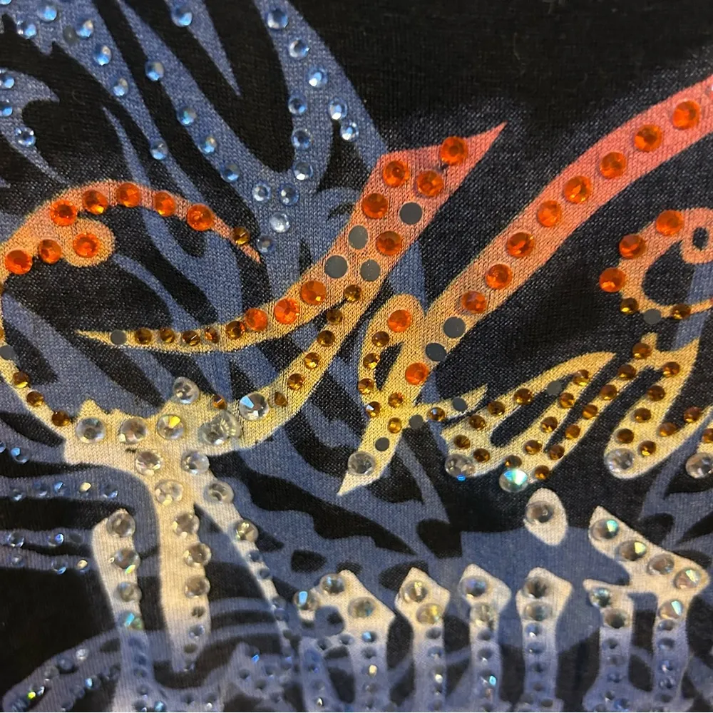 Harley Davidson’s Women’s Zephyr Rhinestone Embellished Fringe Side Small Tank. - Image 6