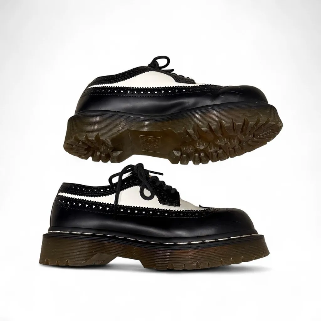 Dr. Martens 3989 Bex Smooth Leather
Brogue Shoes - Image 4