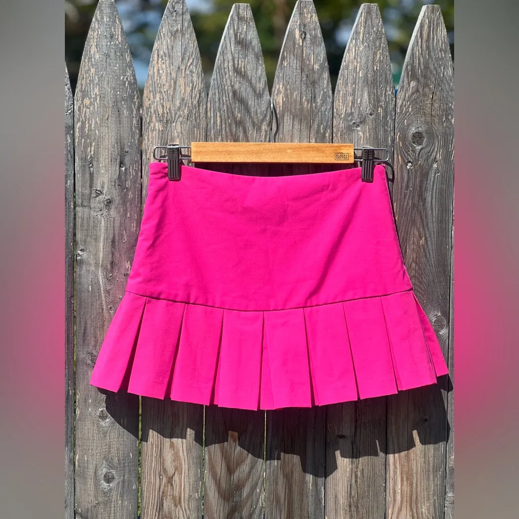 Zara Women’s Fuchsia Box Mid Rise Pleated Skort - Image 10