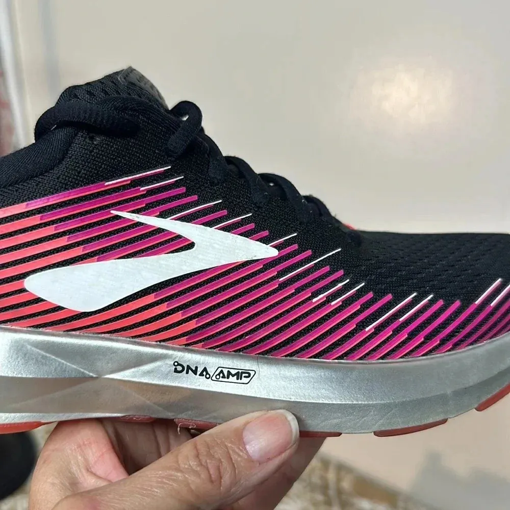 Brooks Levitate 1202581B083 Women's Size 11-Black Pink - Athletic Running Shoes - Image 3