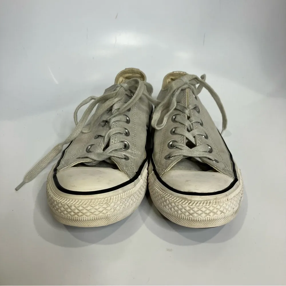 Converse sneakers low top silver size 8.5 women’s‎ - Image 2