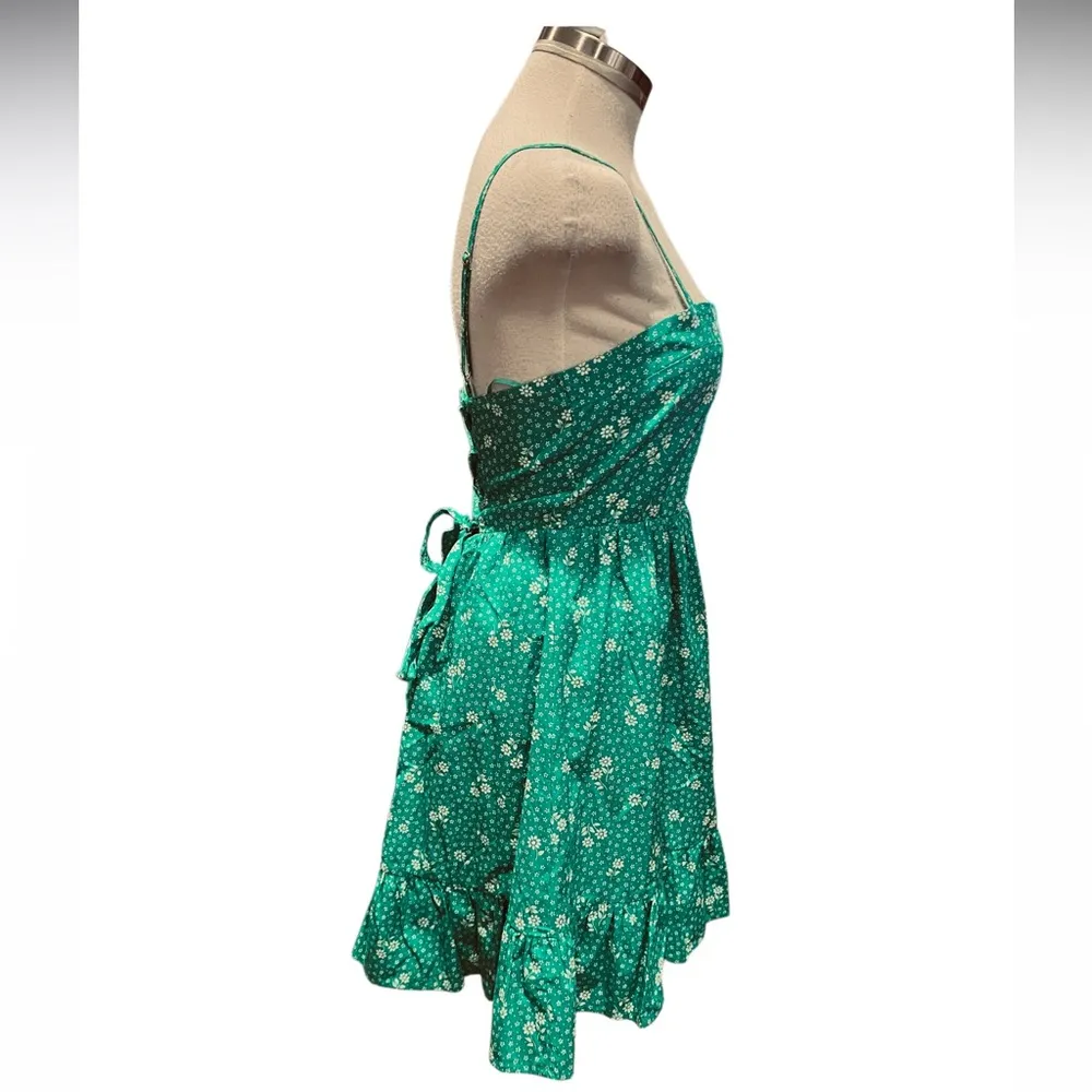 Altar'd State Floral Corset Dress Green/White Size Large NWOT - Image 4