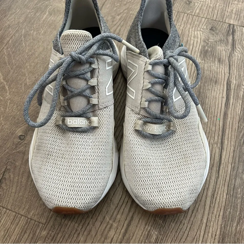 New Balance  ROAV Running Shoes Moonbeam/ Aluminum 7 - Image 2