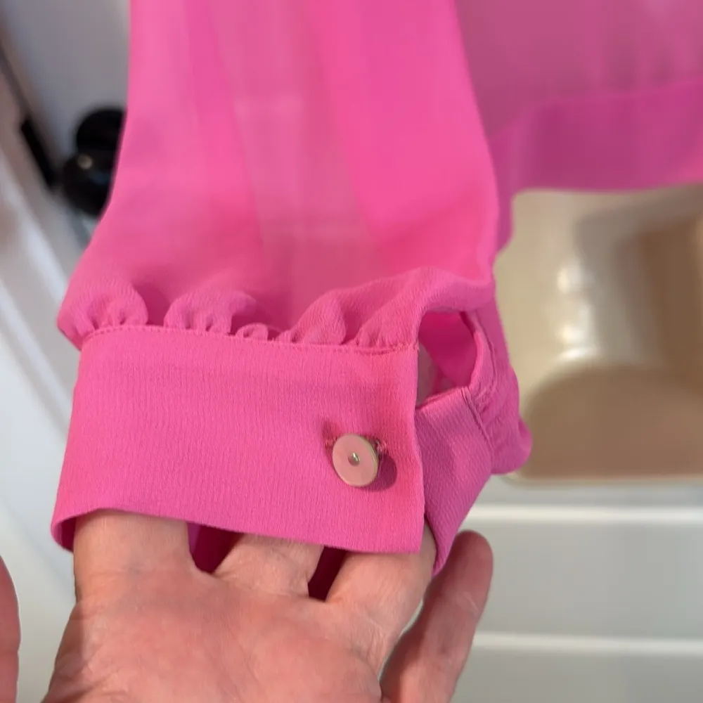 Le Superbe Hendrix Tie Neck Chiffon Top in Electric Rose 2 Pink - Image 8