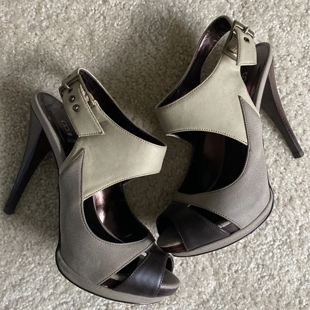 Bakers Tatum platform pump sling back heels Tan Size 5.5 - Image 2